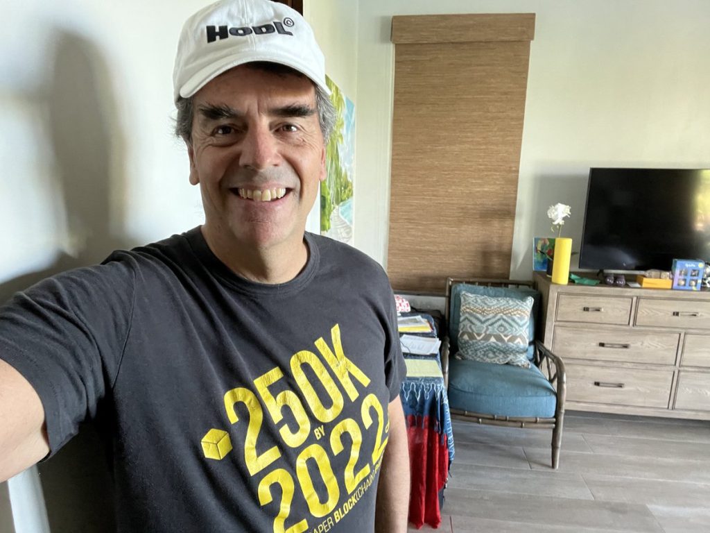 ۴ پیشبینی جنجالی برای قیمت بیت کوین؛ از ۵هزار تا ۲۵۰هزار دلار! ۴ پیشبینی جنجالی برای قیمت بیت کوین؛ از ۵هزار تا ۲۵۰هزار دلار!